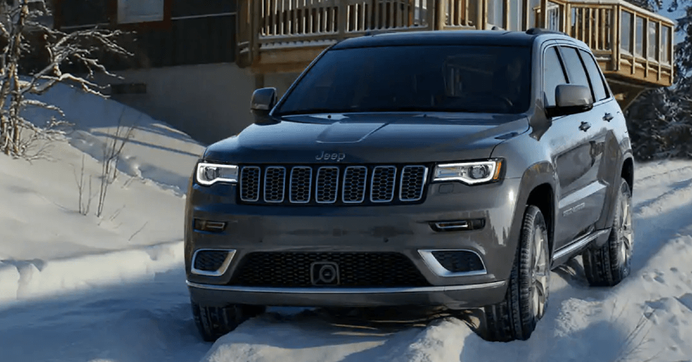 the-best-off-road-suvs-for-driving-in-the-snow-jeep-cherokee