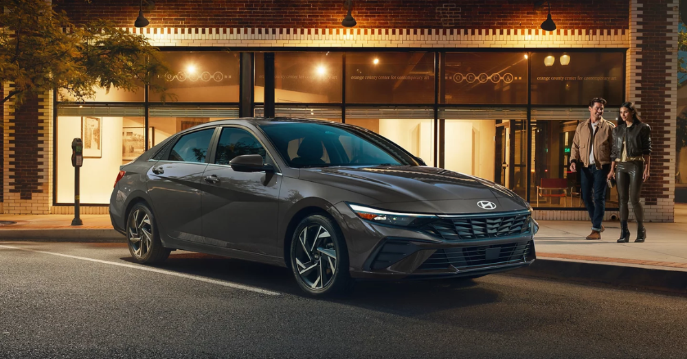 Why the 2025 Hyundai Elantra Hybrid Deserves Your Attention